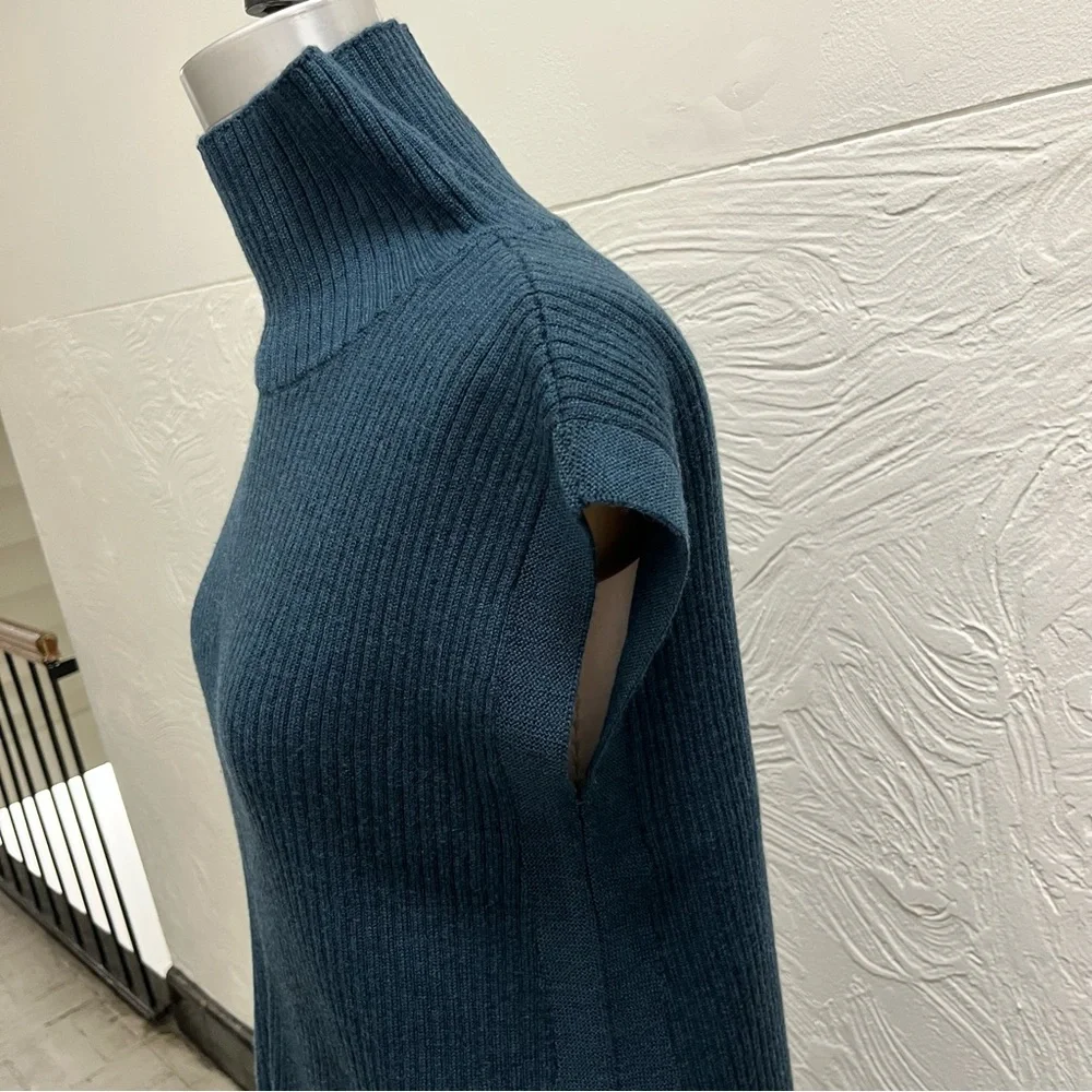 Eileen Fisher Ribbed Merino Wool Knit Top and Midi Skirt Set; fits Size 6 - Picture 5 of 13